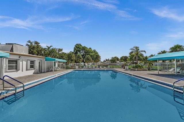 7500 NW 73rd Avenue, Tamarac, FL 33321