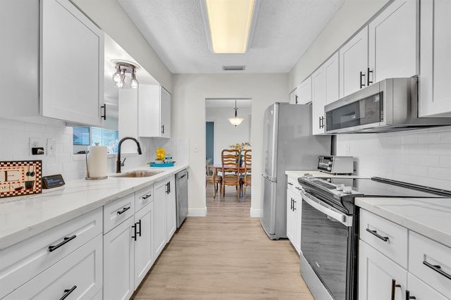 7500 NW 73rd Avenue, Tamarac, FL 33321