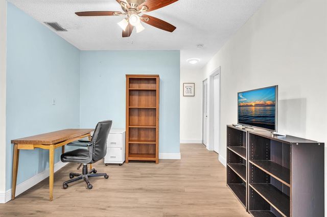 7500 NW 73rd Avenue, Tamarac, FL 33321