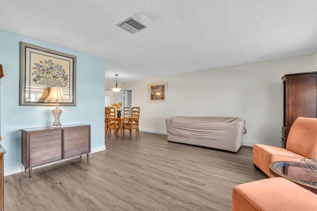 7500 NW 73rd Avenue, Tamarac, FL 33321