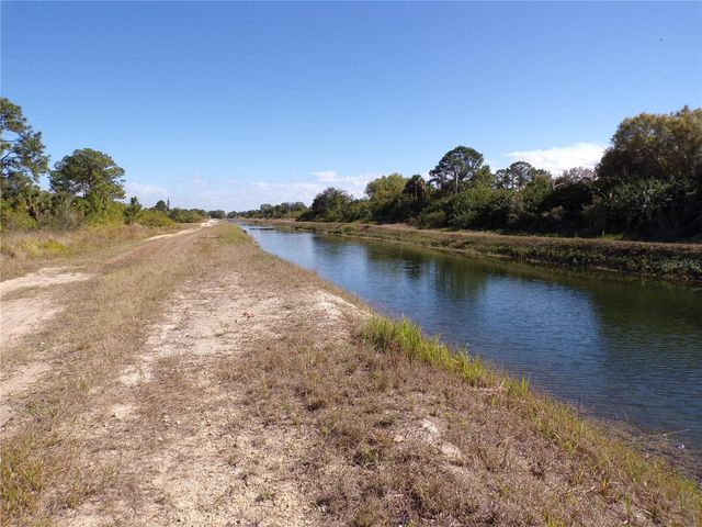 763 LONGBOW LANE, Lehigh Acres, FL 33972