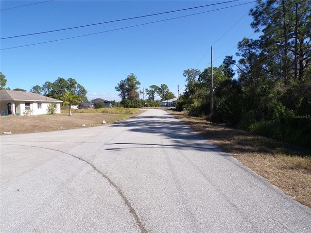 763 LONGBOW LANE, Lehigh Acres, FL 33972