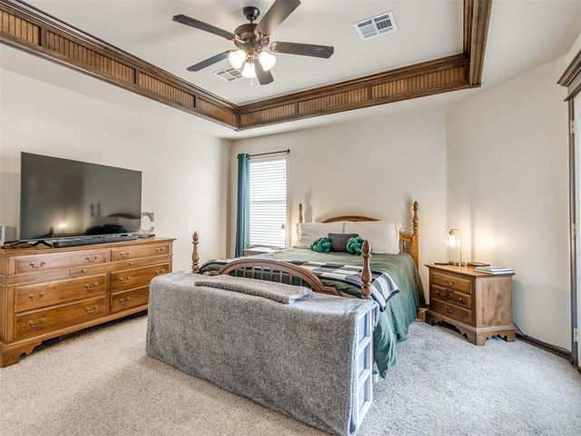 3716 Catamaran Drive, Yukon, OK 73099