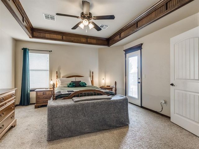 3716 Catamaran Drive, Yukon, OK 73099