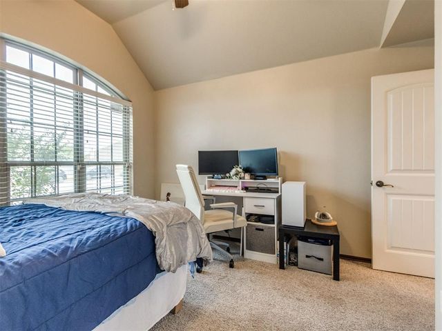 3716 Catamaran Drive, Yukon, OK 73099