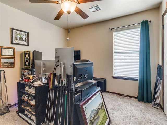 3716 Catamaran Drive, Yukon, OK 73099