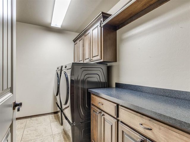 3716 Catamaran Drive, Yukon, OK 73099