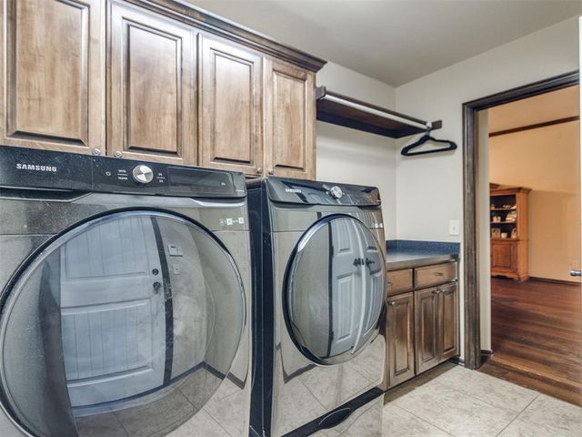 3716 Catamaran Drive, Yukon, OK 73099