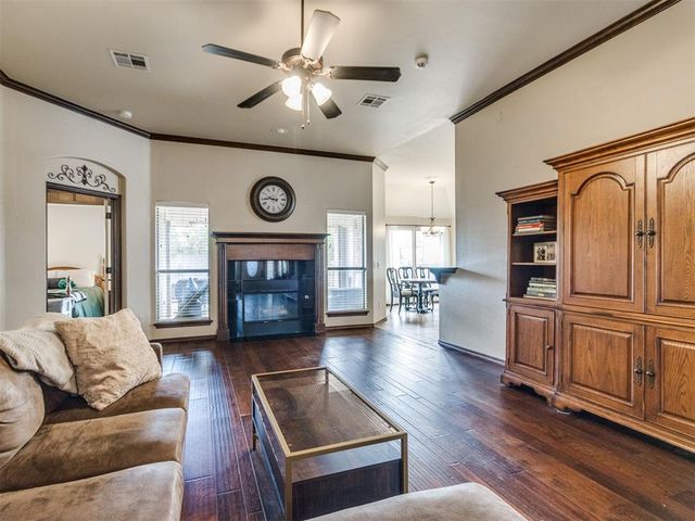 3716 Catamaran Drive, Yukon, OK 73099