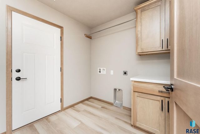 703 N Clark St Street, Lennox, SD 57039