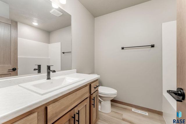 703 N Clark St Street, Lennox, SD 57039