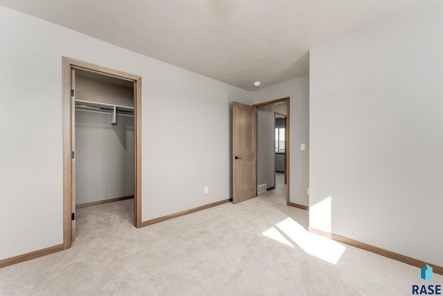 703 N Clark St Street, Lennox, SD 57039