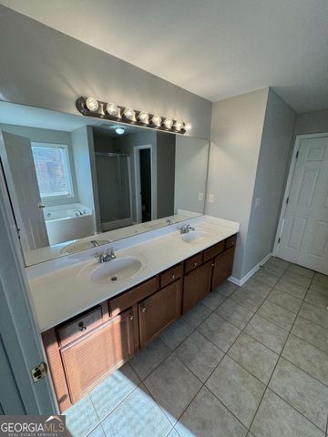 1830 Cooper Lakes Drive, Grayson, GA 30017