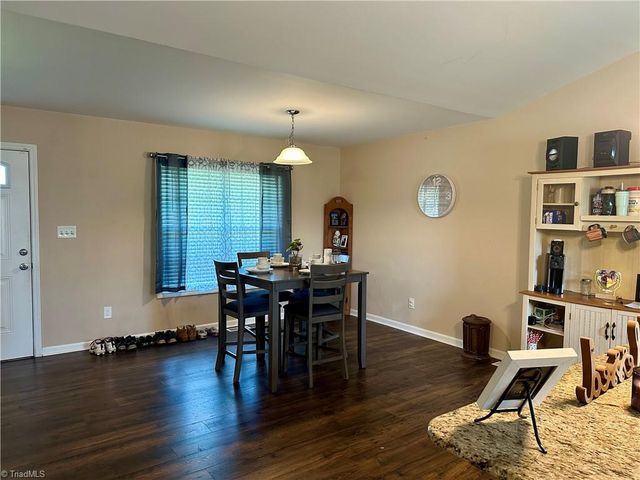 5300 S NC Highway 150, Lexington, NC 27295