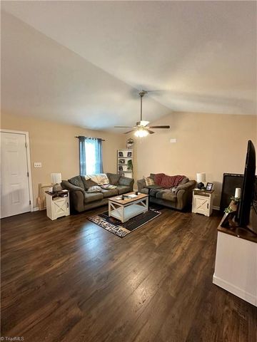 5300 S NC Highway 150, Lexington, NC 27295