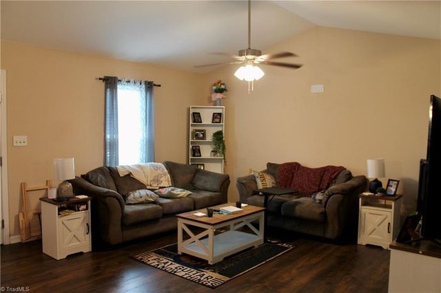 5300 S NC Highway 150, Lexington, NC 27295