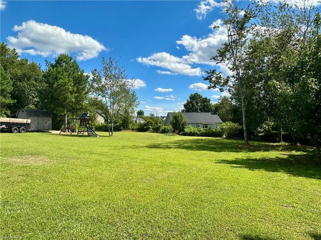 5300 S NC Highway 150, Lexington, NC 27295