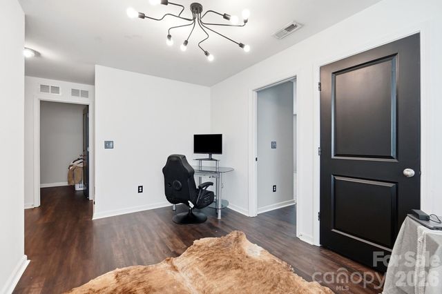 1718 Aldershot Court, Dallas, NC 28034