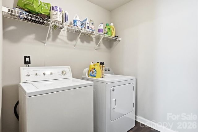1718 Aldershot Court, Dallas, NC 28034