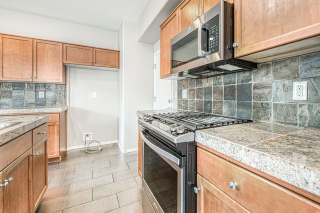 3651 W Pomegranate Lane, Fresno, CA 93711