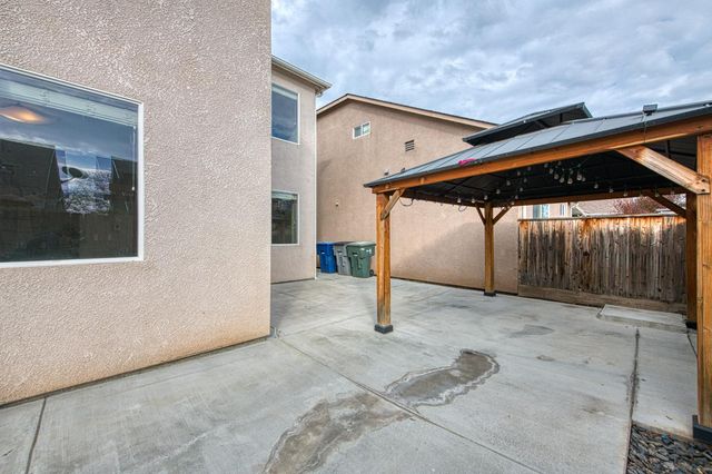 3651 W Pomegranate Lane, Fresno, CA 93711