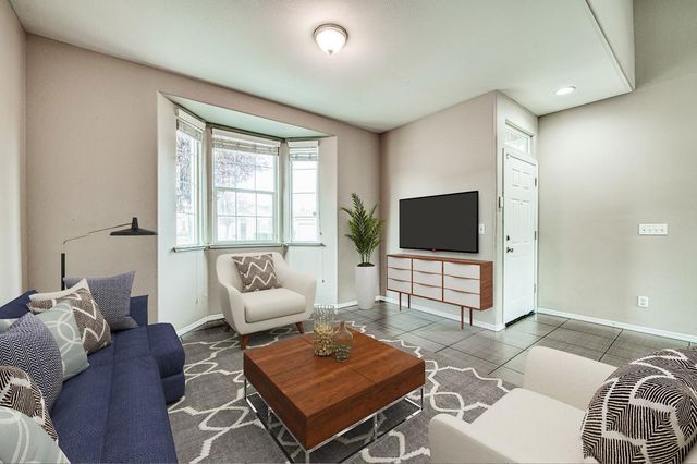 3651 W Pomegranate Lane, Fresno, CA 93711