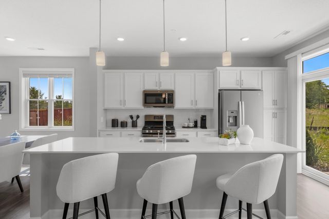 9391 4th Street N, Lake Elmo, MN 55042