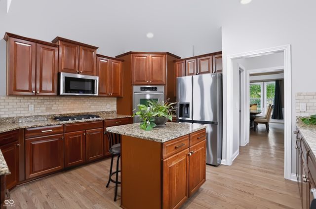 11316 Abbitt Trail, Zionsville, IN 46077