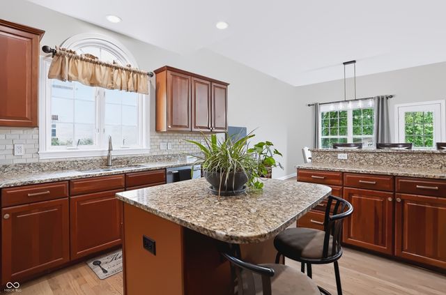11316 Abbitt Trail, Zionsville, IN 46077