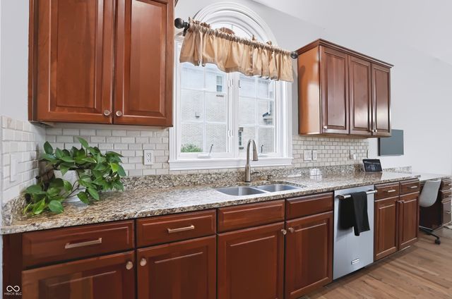 11316 Abbitt Trail, Zionsville, IN 46077