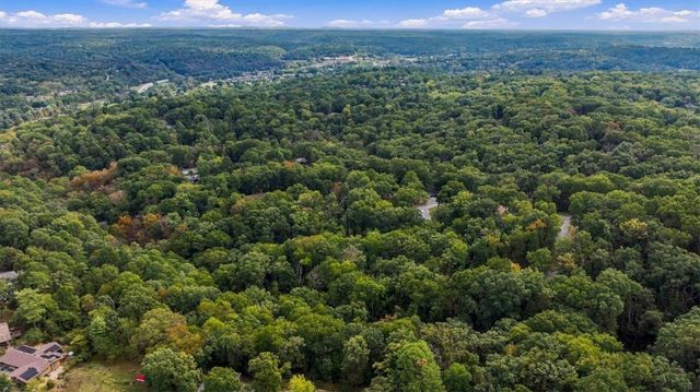 21 Hatcher Drive, Bella Vista, AR 72715