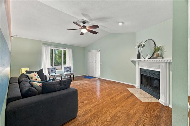 21 Hatcher Drive, Bella Vista, AR 72715