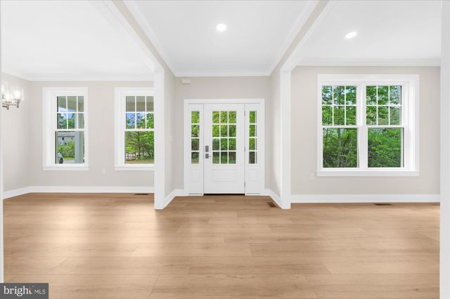 394 RENNINGER RD, Perkiomenville, PA 18074