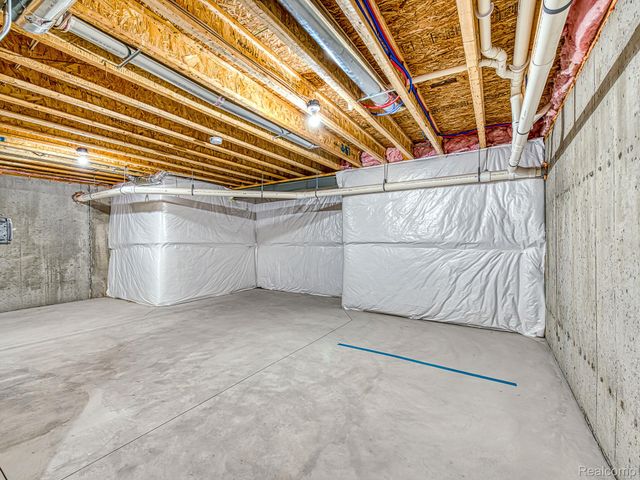 851 Plum Village Drive, Raisinville Township, MI 48161