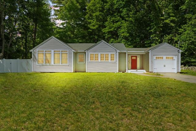 38 Fruit St, Mansfield, MA 02048
