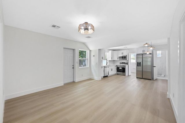 1803 Service Road, North Palm Beach, FL 33408