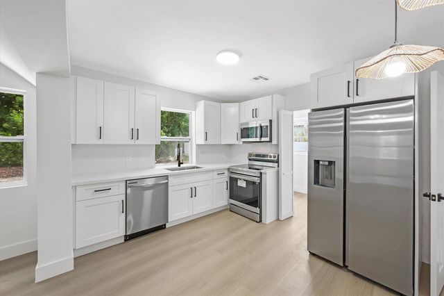 1803 Service Road, North Palm Beach, FL 33408