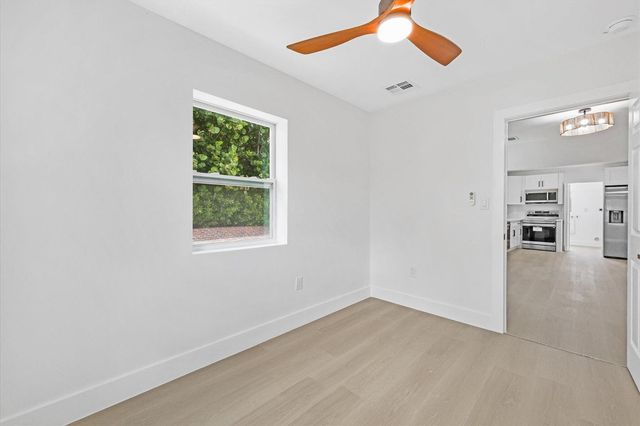 1803 Service Road, North Palm Beach, FL 33408