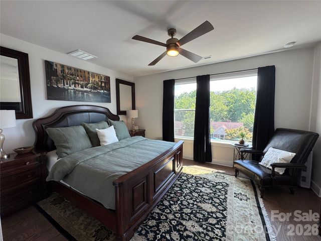 322 E Cama Street, Charlotte, NC 28217