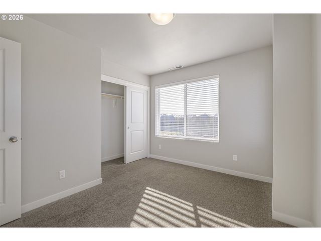 2117 36th Ave, Forest Grove, OR 97116