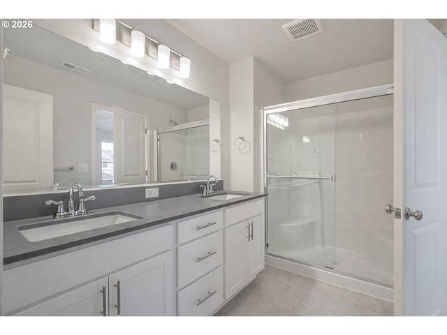 2117 36th Ave, Forest Grove, OR 97116