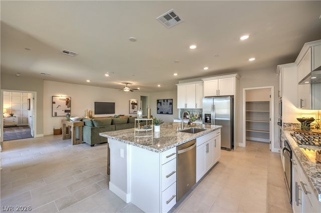 1011 FOX FALCON AVE, Henderson, NV 89011