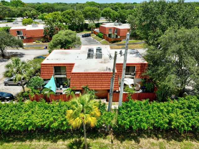 3428 San Bernadino Drive 58-A, Delray Beach, FL 33445