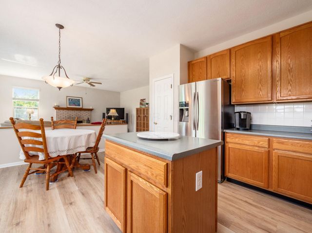 2037 Kingman Court, Lewis Center, OH 43035