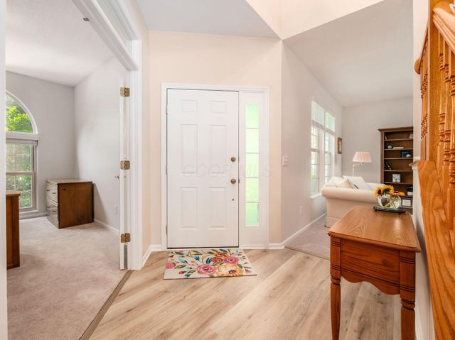 2037 Kingman Court, Lewis Center, OH 43035