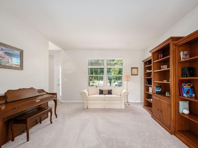 2037 Kingman Court, Lewis Center, OH 43035