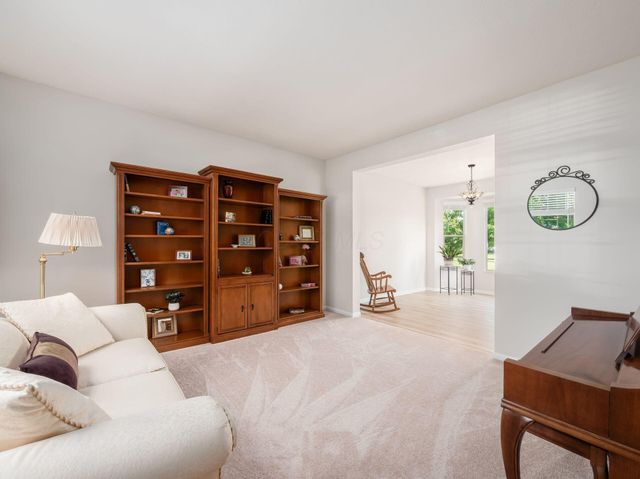 2037 Kingman Court, Lewis Center, OH 43035