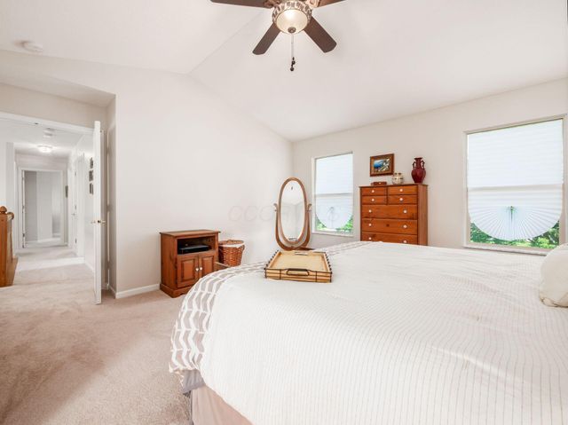 2037 Kingman Court, Lewis Center, OH 43035