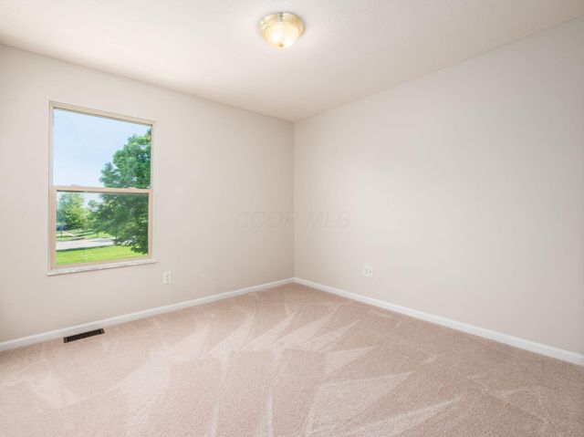 2037 Kingman Court, Lewis Center, OH 43035