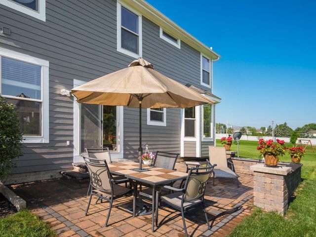 2037 Kingman Court, Lewis Center, OH 43035